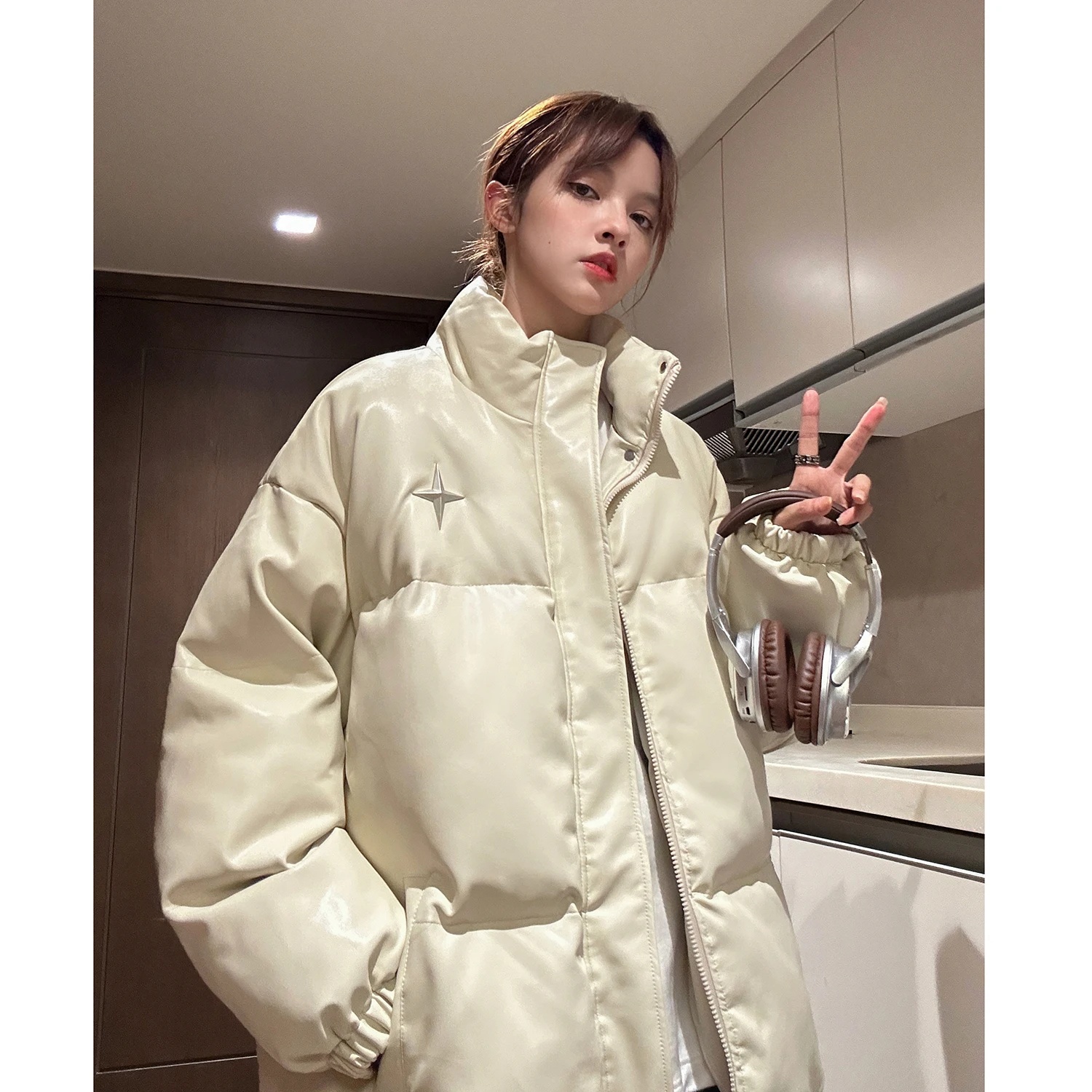 

Мужская зимняя утепленная куртка из искусственной кожи с хлопковой подкладкой, в стиле High Street, повседневная, теплая, на молнии, цветная