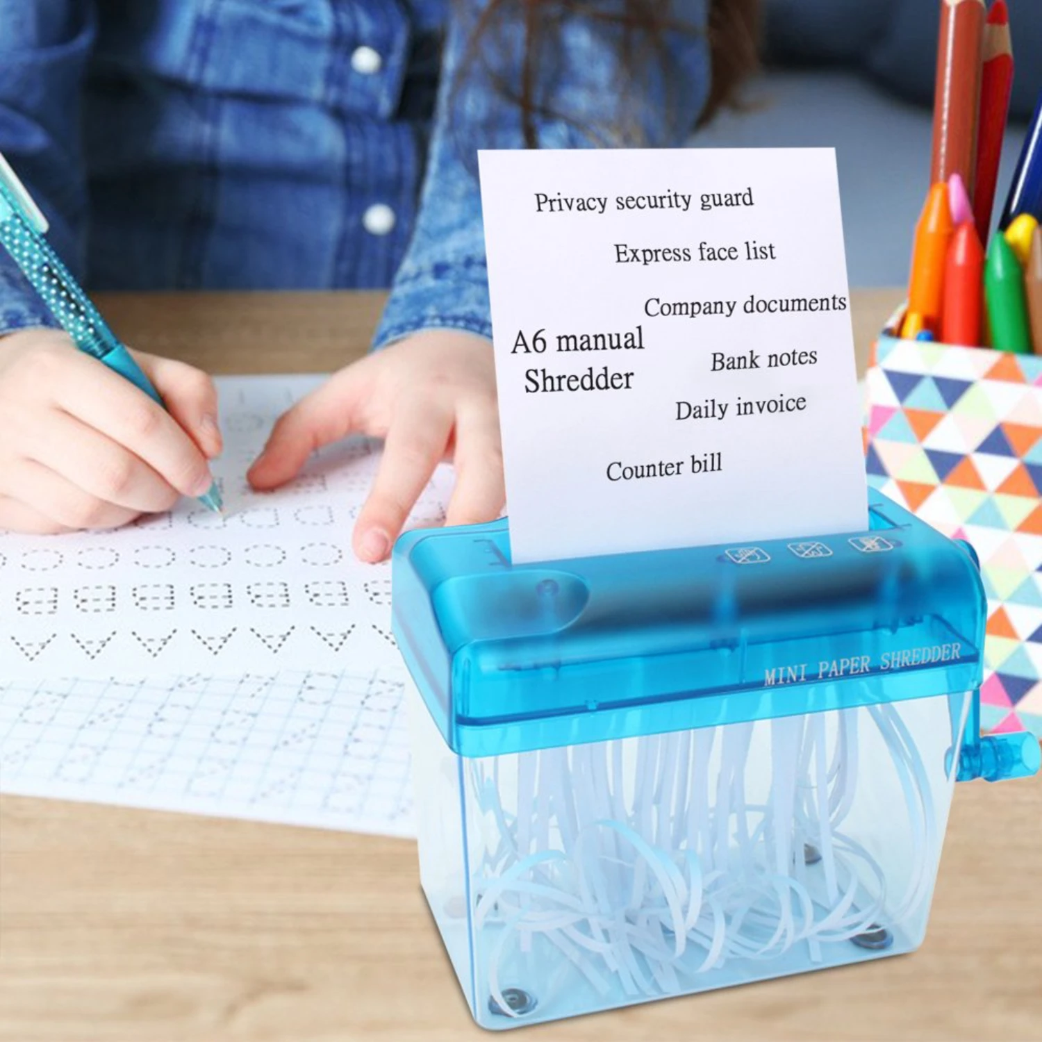 Mini Hand Shredder Portable Paper Shredder A6 Manual Shredder for Documents Cutting Tool