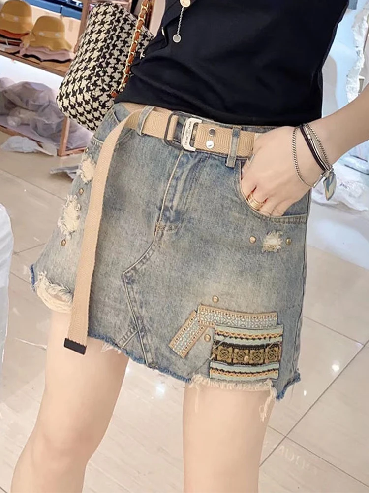 

Ретро джинсовая юбка с эффектом потертости, женская, с высокой талией, А-силуэт, короткая, стройнящая, сексуальная, летняя, новинка 2024, для повседневной носки, корейская версия