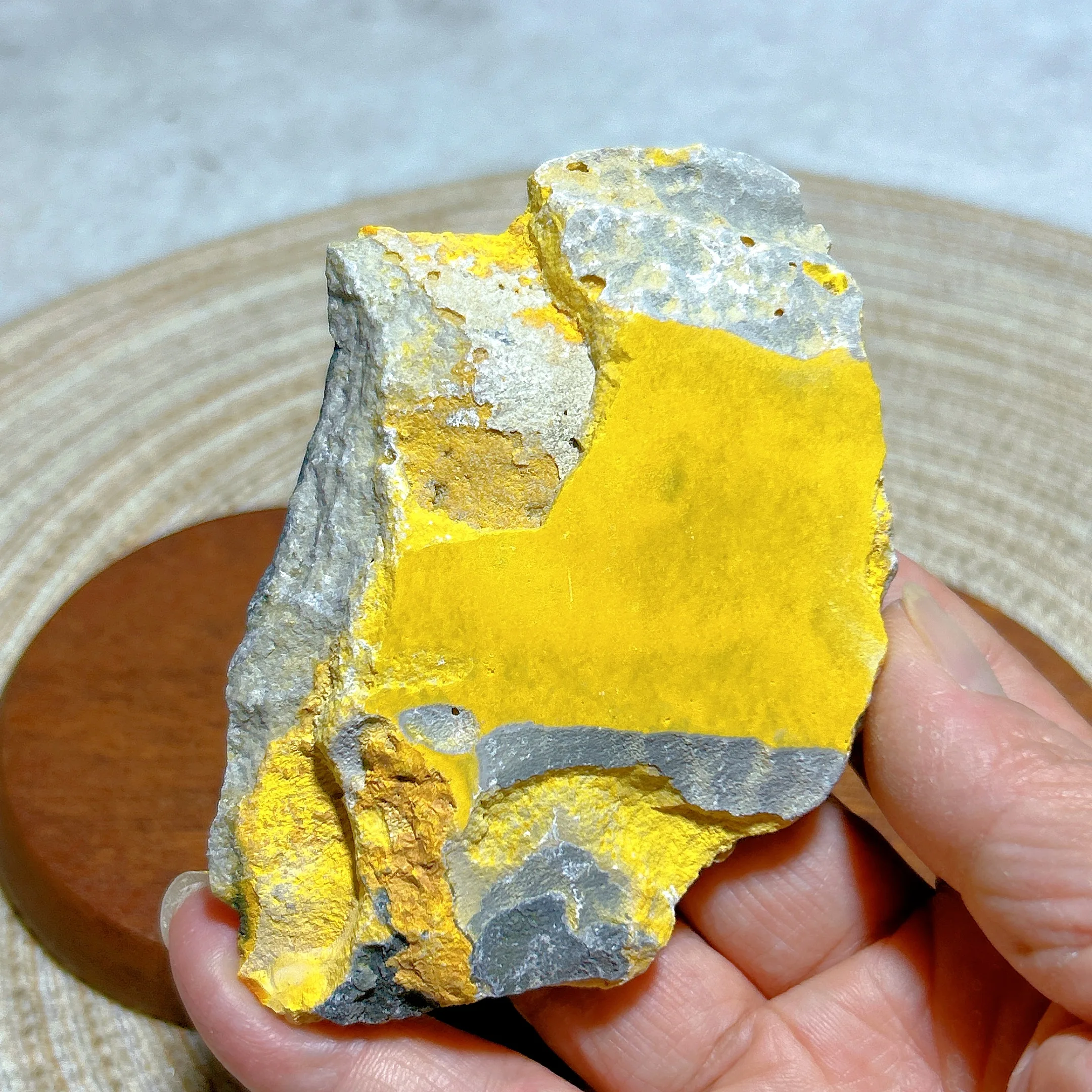 

Healing Natural Crystal Bumblebee Slab Polished Slice High Quality Gemstones mediation Mineral Energy Home Decorations Gift