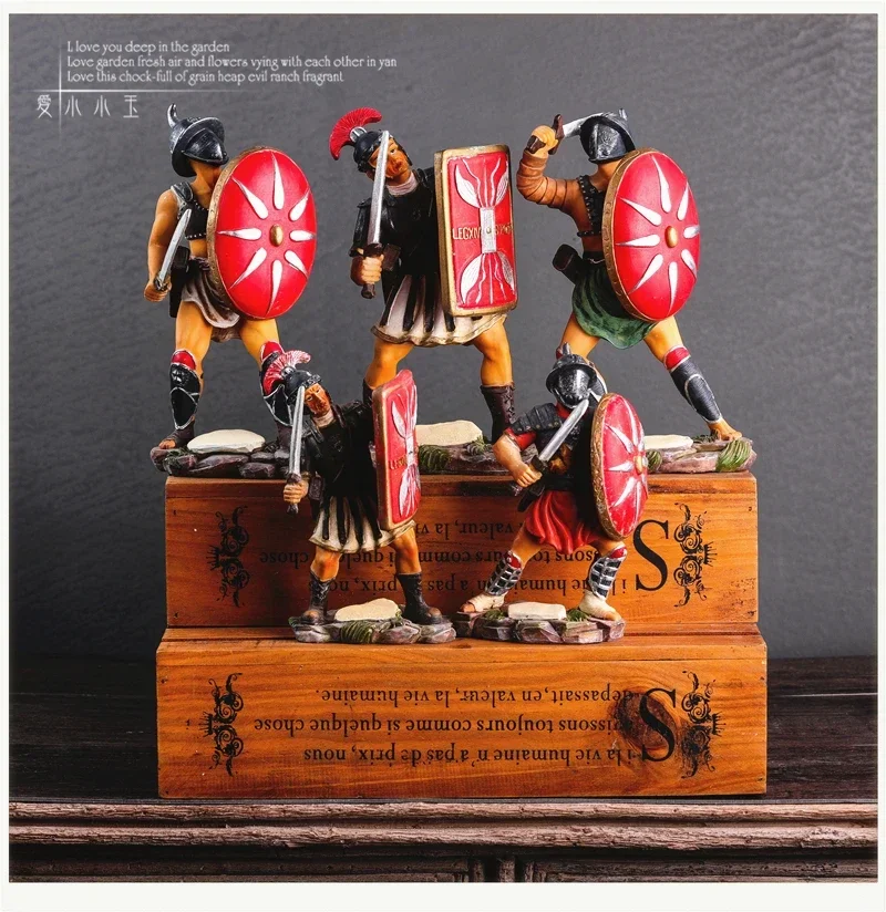 Ancient Rome Thrace Momiro Gladiator Sword Fighter Doraemon Pompeth Badaks Warrior Figurines Home Decoration Travel Souvenir