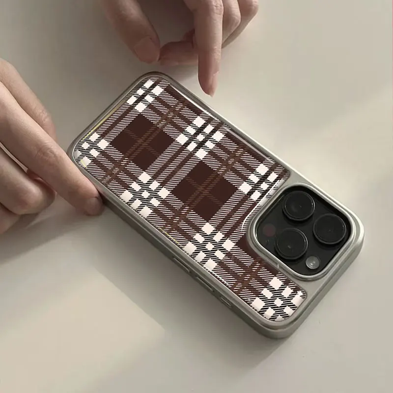 メイラード風チェック柄iPhone11/12/13/14/15/16/17 Pro Max AIR PLUS用エポキシ樹脂製TPU耐衝撃スマホケース