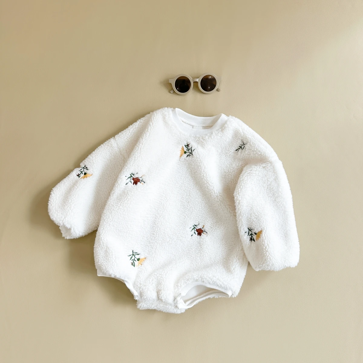 2024 Winter Baby Girls Romper Berber Fleece Embroidered Flowers Warm Long Sleeve Bodysuit Infant Thick Onesie Toddler Clothes