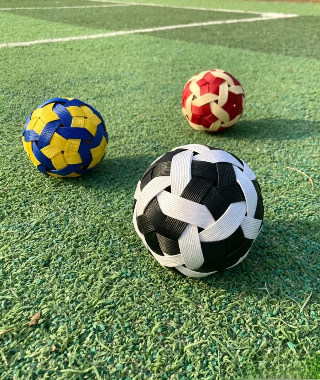 Kids Sepak Takraw Rattan Ball Hand Woven Children Kick Volleyball Outdoor Sport Game Toy Thailand Malaysia Training Play Toy view 5