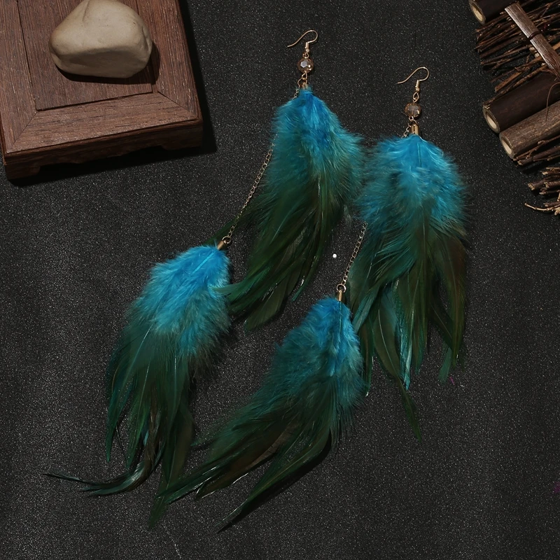 1 piece of Bohemian ethnic trendy Su long handmade feather earrings, earrings, fashionable holiday gift