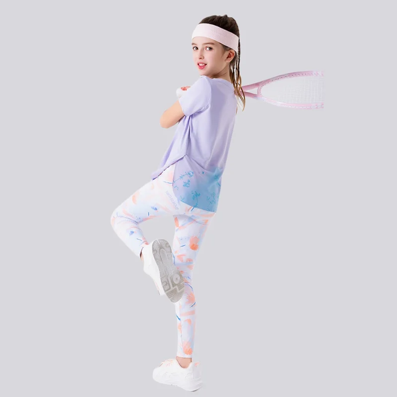 طقم يوجا للتبريد سريع الجفاف للفتيات مكون من قطعتين قمصان وبنطال ضيق للفتيات بأكمام قصيرة UF 50+ طقم تمرين رياضي للأطفال (7-12)