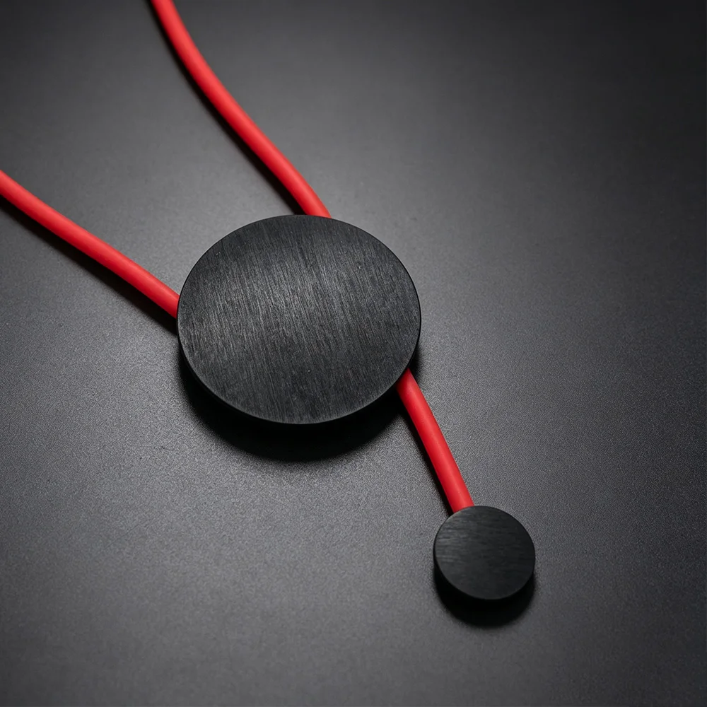 UKEBAY Minimalistische Halskette mit Kreisanhänger aus Gummi, moderne, minimalistische, leichte Mode-Schmuck-Halskette, Festival-Geschenk, Halskette für den täglichen Gebrauch – Detail 4