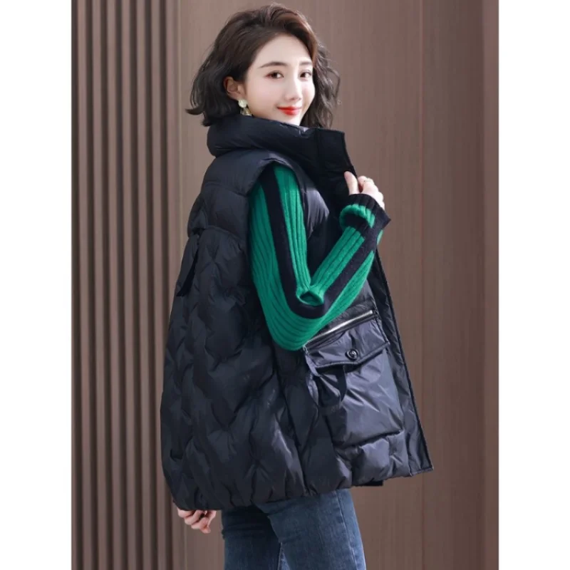 

2023 New Down Vest Women Autumn Winter Outwear Fashion European Goods White Duck Down Black Vest Short Coat Zipper Trend