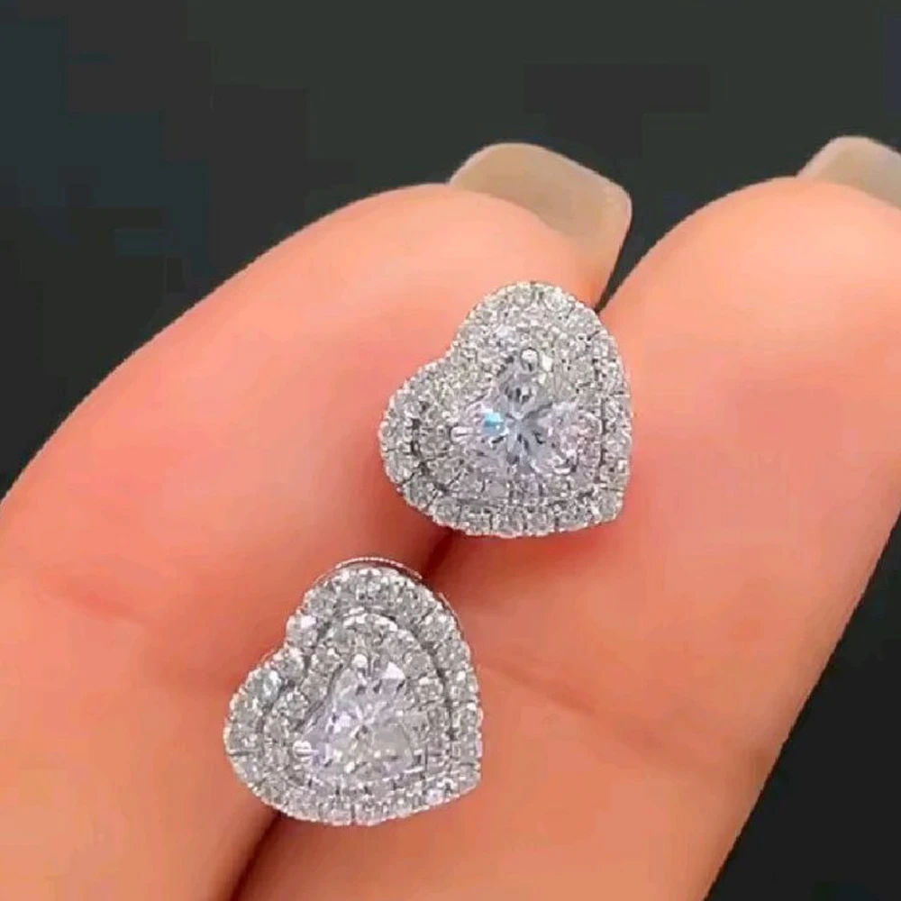 Huitan Classic Heart Stud Earrings Crystal Cubic Zirconia Eternity Timeless Women Earrings Fancy Girl Gift High Quality Jewelry