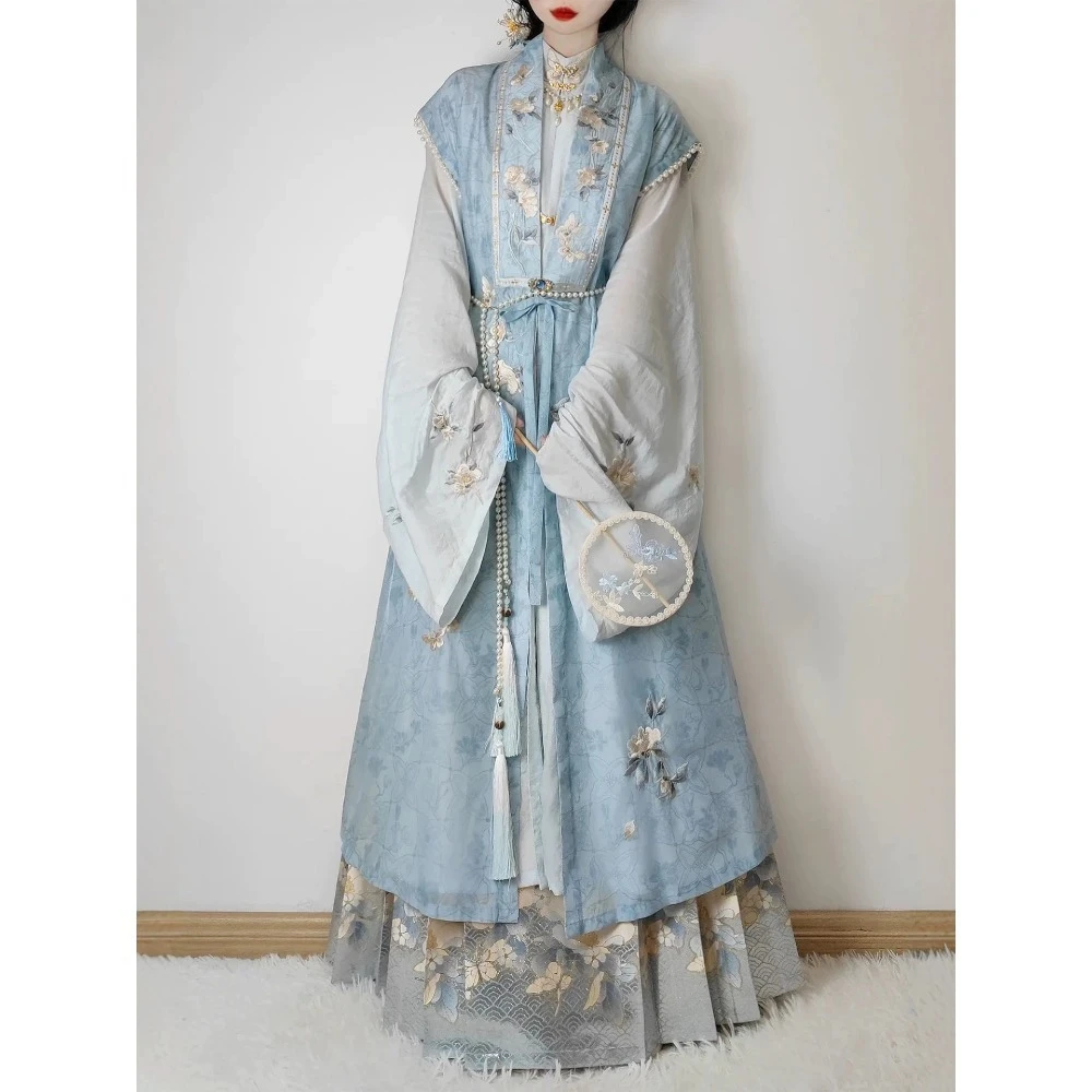 Spring and summer Ming-made suit, blue colored Hanfu, long shirt than armor horse dress, daily style