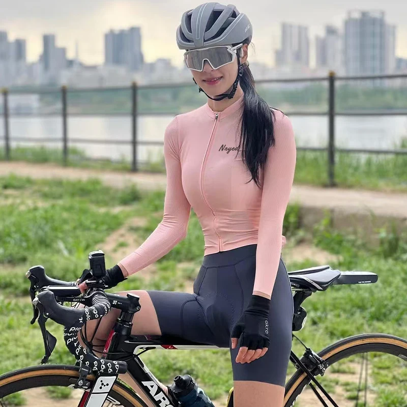ملابس ركوب الدراجات الجديدة Nryed لعام 2025 سترة نسائية بأكمام طويلة ودراجة الطريق وحماية من الشمس سريعة الجفاف وقابلة للتنفس لركوب الدراجات