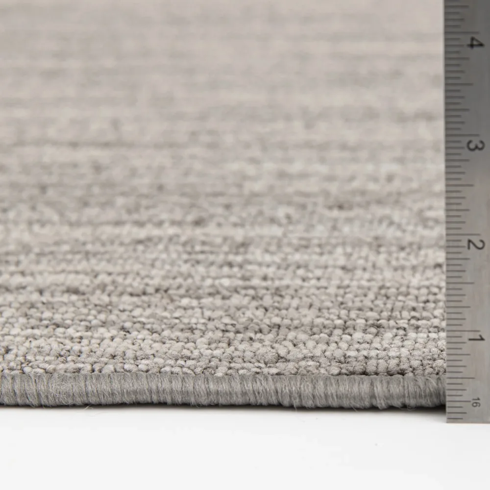 Alfombra de interior gris teñida espaciada 90x118