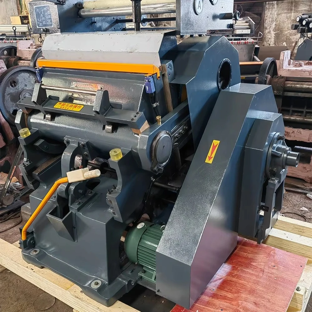 Automatic Packaging Paper Hot Foil Stamping Press Machine Cardboard Carton Paper Bag Box Clamshell Flatbed Die Cutting Machine