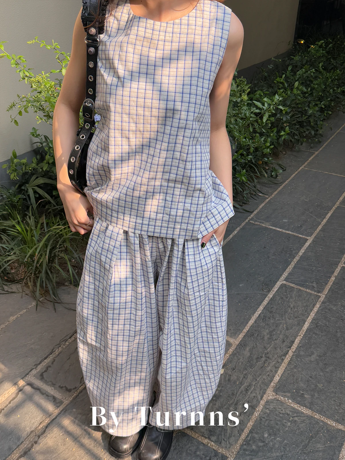 

От Turnns Blue Ocean Love Letter Летний легкий прозрачный яркий клетчатый жилет с девятью очками Комплект повседневных брюк