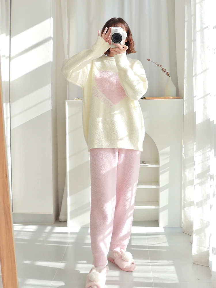 Half Velvet Love Pajamas Winter Women\'s 2023 New Coral Velvet Thickened Sweet Outfit Home Suit