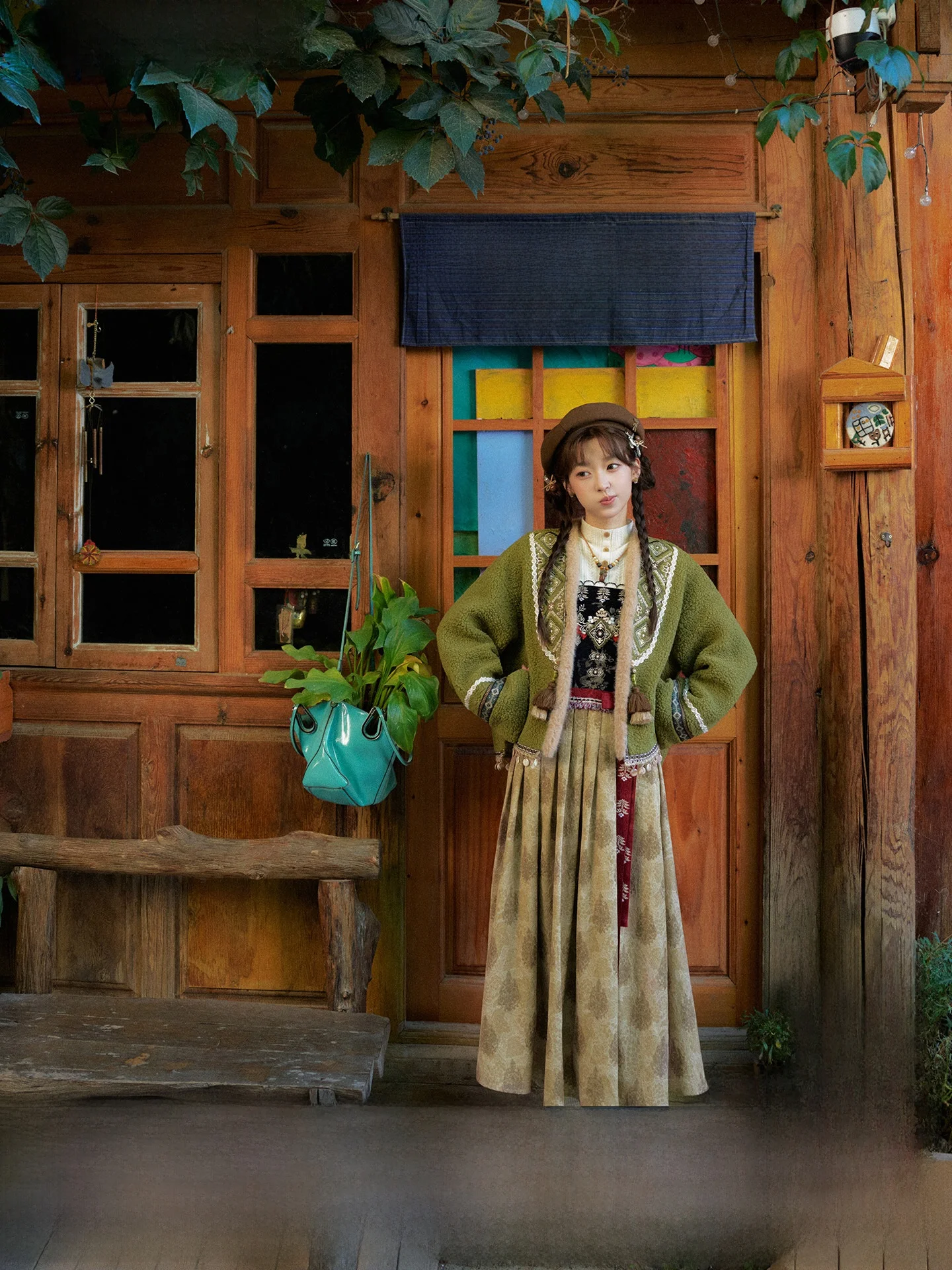 

Бархатный внешний комплект ягненка, женский модный традиционный китайский комплект, осень 2023, Новое поступление, комплект Ele Lady Hanfu