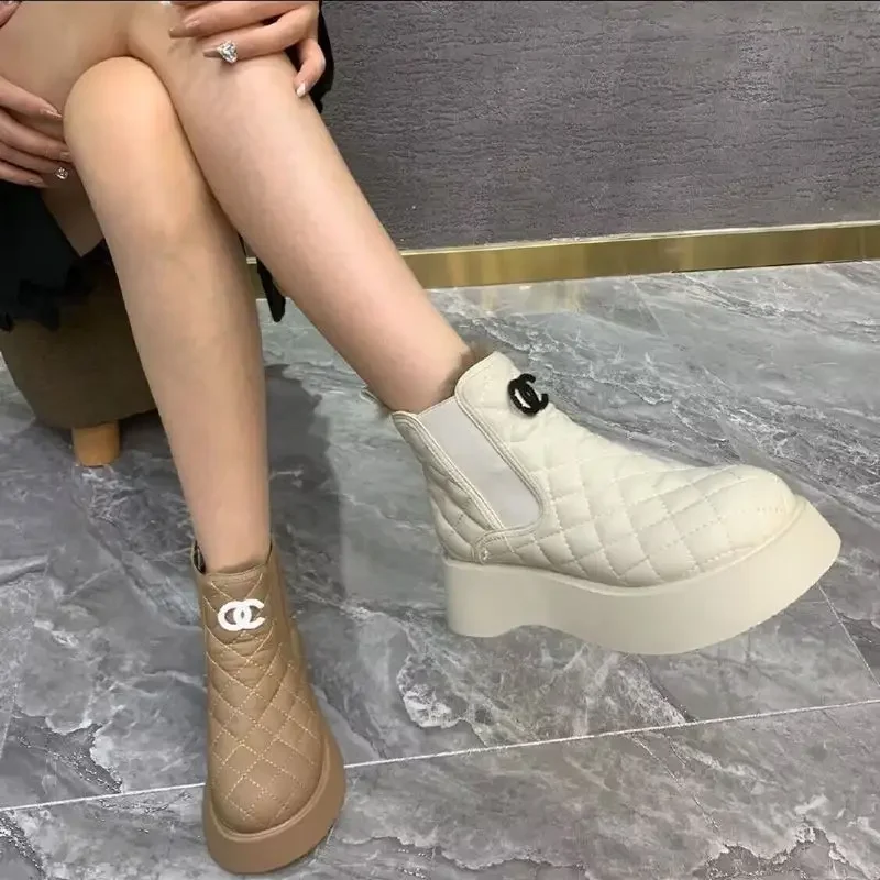 Winter Women\'s Round Toe Thick Bottom Short Boots Thickened Casual Snow Boots with Rabbit Hair