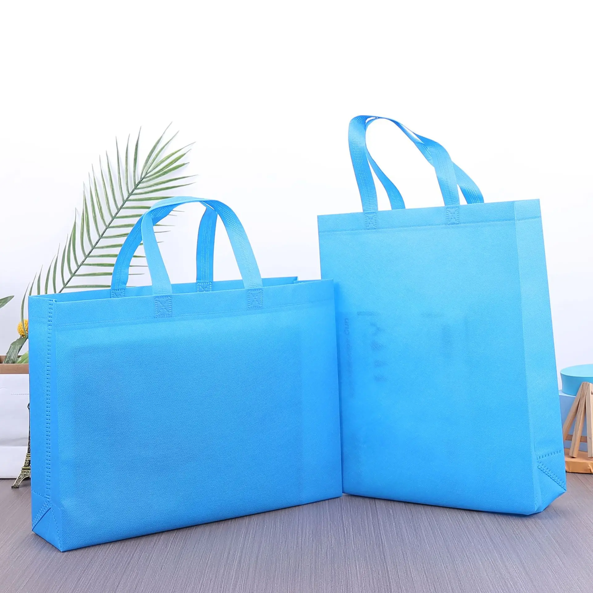 Non woven bags, gift bags, advertising promotion, takeout, fast food packaging, handbag, color shopping bags, wholesale, customi