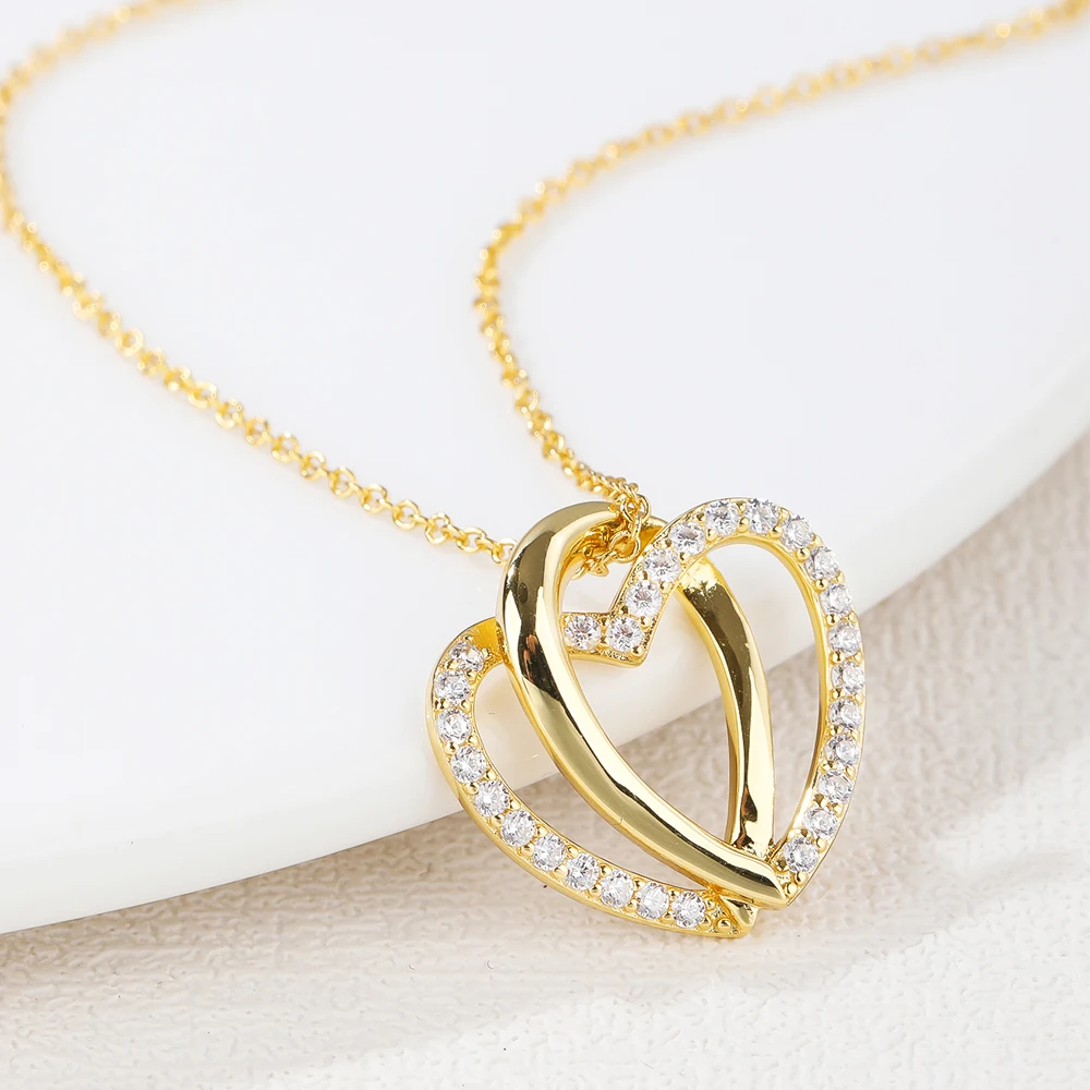 

Romantic Simple Heart-shaped Necklaces Exquisite Crystal Zircon Pendant Gold Color Clavicle Chain Women's Wedding Jewelry