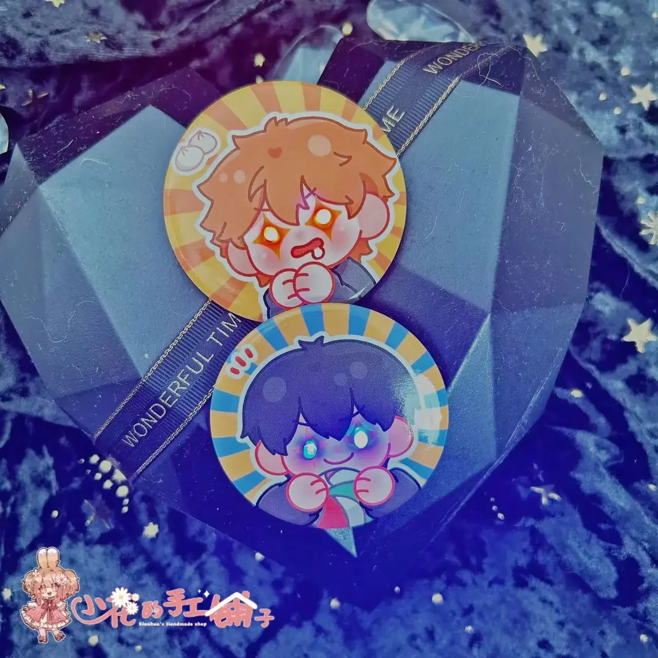 

Anime Haikyuu!! Oikawa Tooru Tobio Kageyama Shoyo Hinata Kozume Kenma Cosplay Shine Give Out Light Flash 58mm Badge Ornament