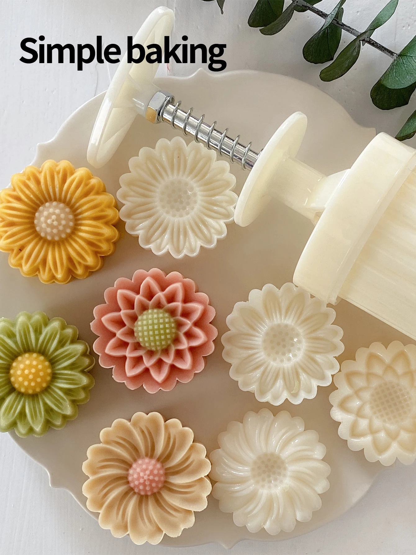 Daisy Flower-Shaped Pastry Mold, Green Bean Cake Making Tool, Suitable for Making Mid-Autumn Festival Gifts and Desserts
