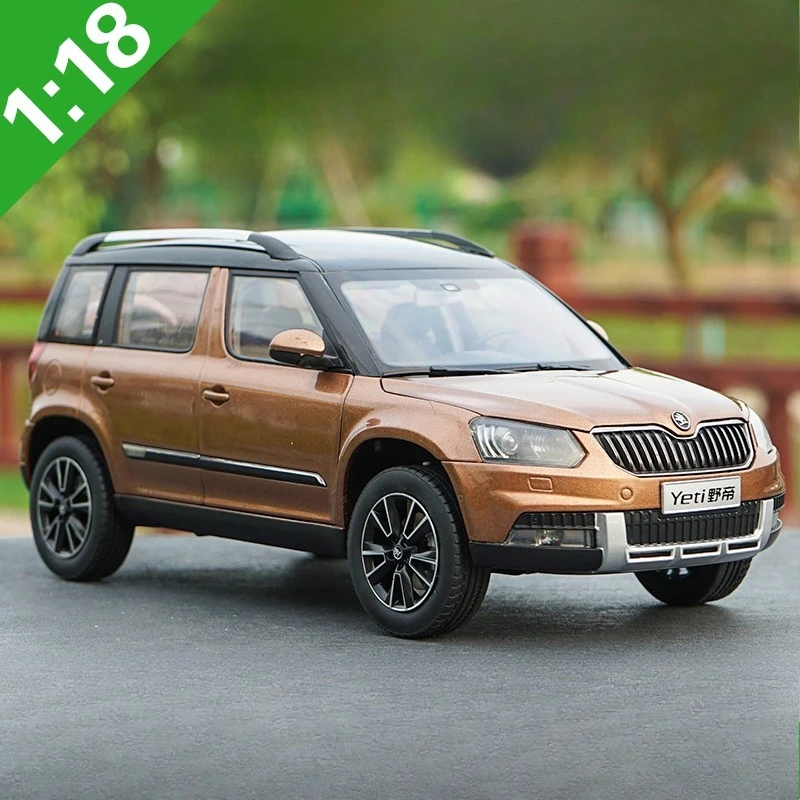دييكاست بمقياس 1:18 سكودا سبيكة سيارة نموذج سكودا يتي لعب المركبات لعب للأولاد الصندوق الأصلي