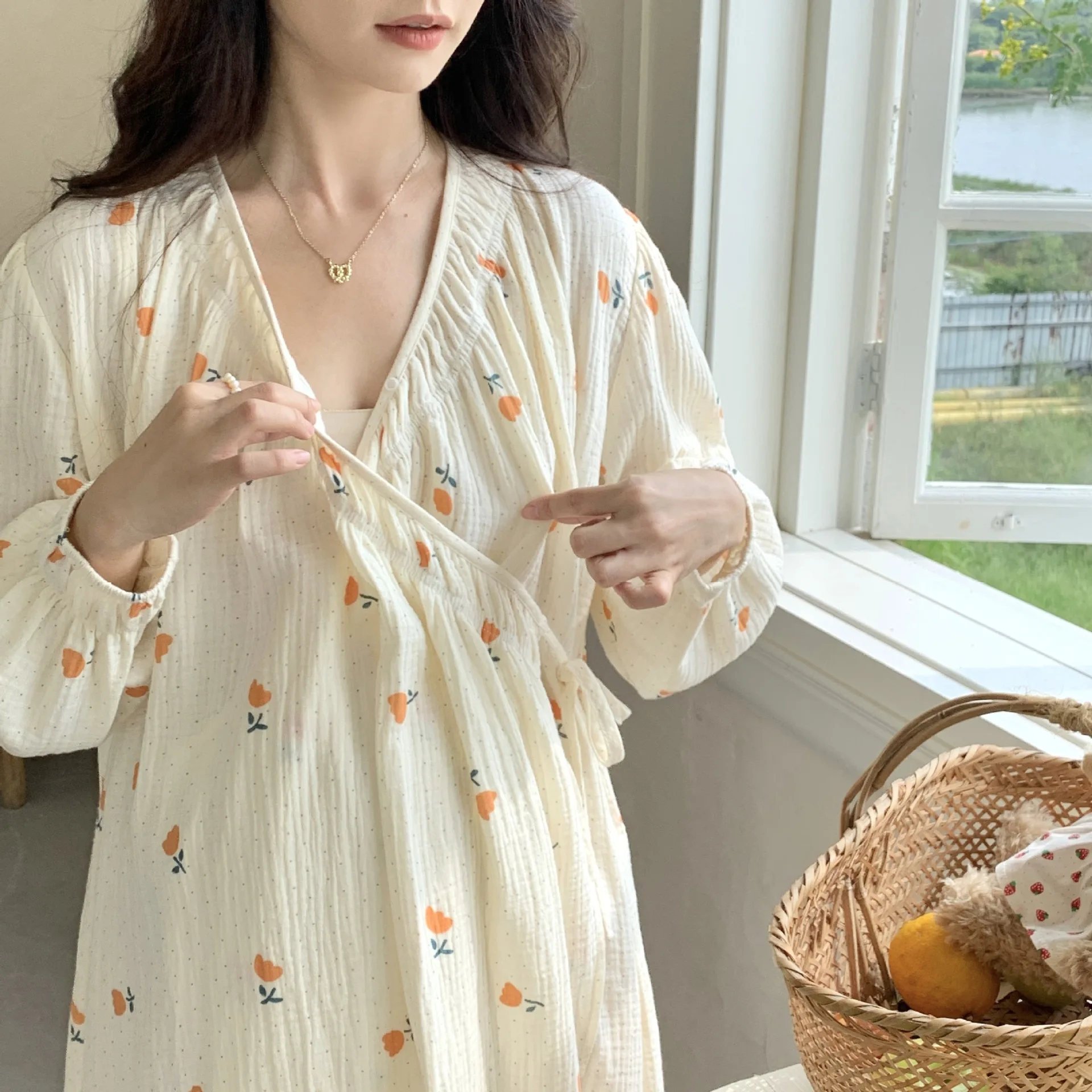 

V-Neck Maternity Gauze Breastfeeding Nightgowns Nursing Sleepwear Spring Autumn New Loose Pregnancy Dresses