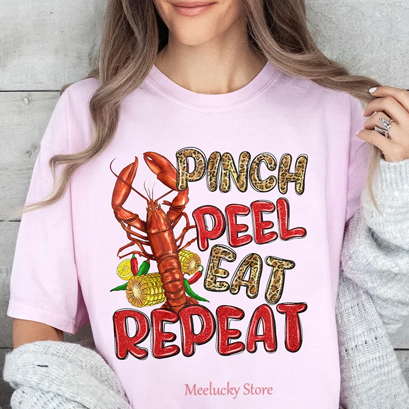 Pinch peel eat repeat letter print pattern summer snack goods for women's casual and fun loose fitting short sleeved top