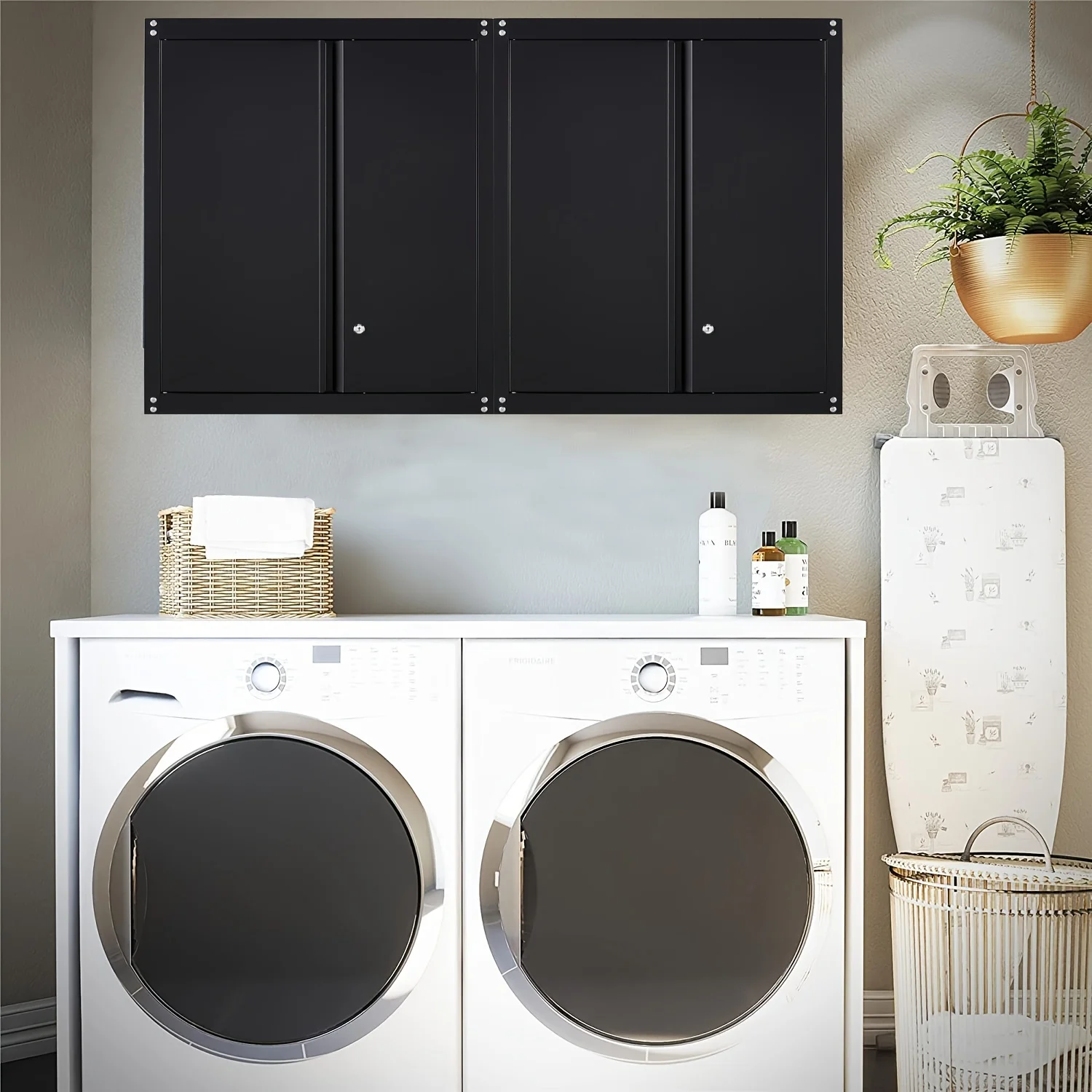 

28-дюймовый черный металлический шкаф для хранения, настенный запираемый шкаф для дома, офиса, школы, гаража; настенный органайзер для хранения