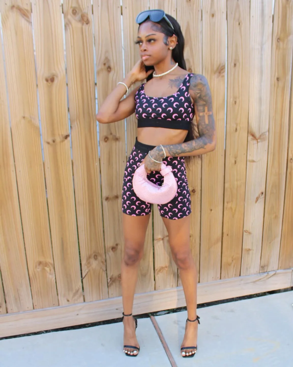 

STYLISH LADY Print 2 Piece Outfit 2026 Summer Sleeveless Crop Top and High Waist Biker Shorts Set For Women Casual Streetwear