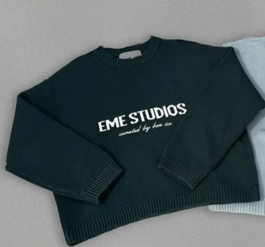 2025 americano Casual invierno suelto de manga larga Top hombres Y2k gótico Hip-hop Rock carta bordada camiseta de gran tamaño mujeres