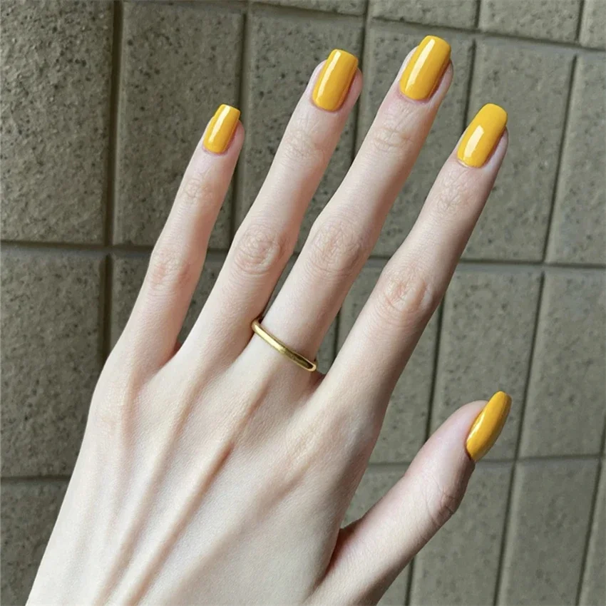 24Pcs/Set Goose Yellow Mini Simple Wearing False Nails Removable Full Coverage Fake Nails Tips Solid Colour Simple Press on Nail