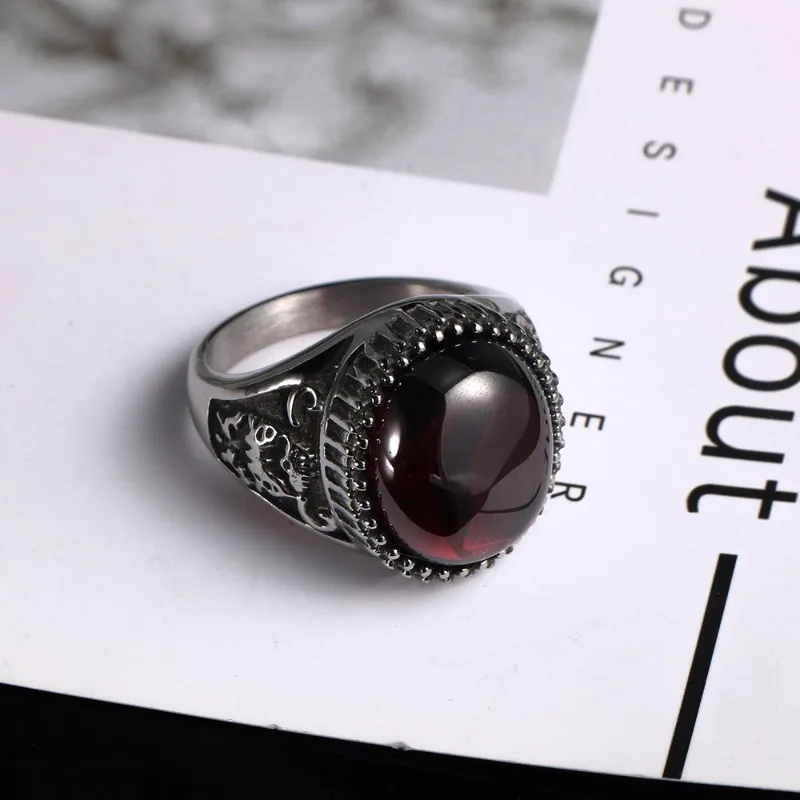 

Plain Gem Titanium Steel Ring Classical Flower Inlaid Ring Retro Old Finger Wrench Men's Jewelry