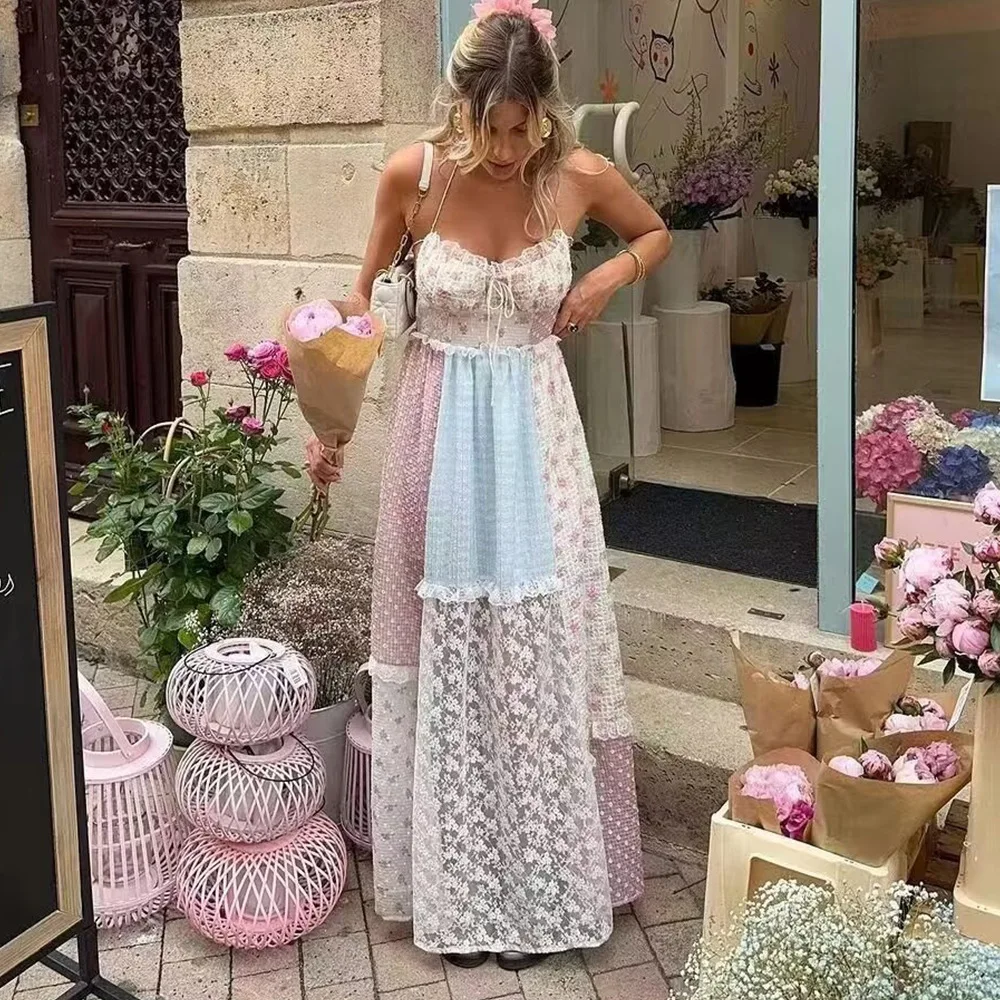 

VEITCHE Spring Summer French Sweet Print Backless Strappy Halter Neck Long Dress Women Lace Stitching Holiday Women Maxi Dress