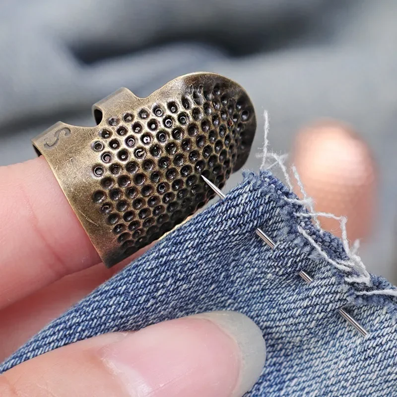 Adjustable Sewing Thimble Retro Sewing Finger Protection Cover Needle Thimble Ring Handmade DIY Craft Embroidery Sewing Tools