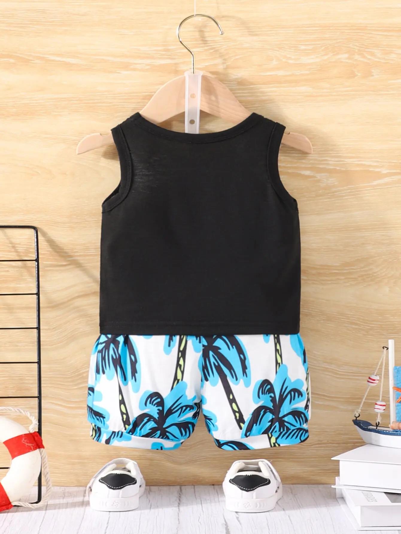 Summer 2-piece Baby Boy Casual Sports Outdoor Comfort Breathable Beach Vacation Travel Black Vest + Coconut Tree Printed Shorts