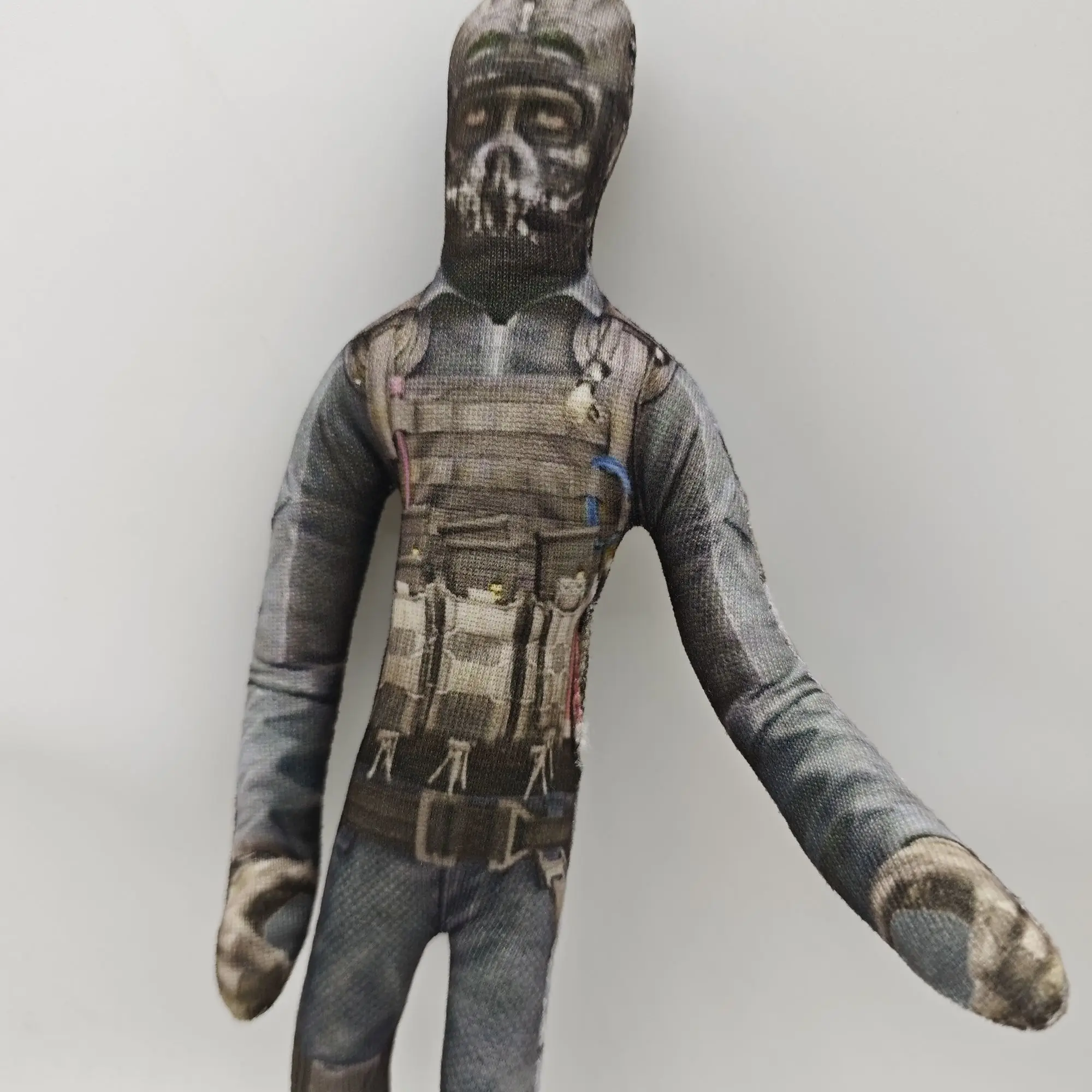 Muñeca de alambre de 28cm, disfraz de fantasma de servicio, Sebastian Krueger, accesorios para fiesta de Halloween, peluches de peluche, accesorios retorcibles abstractos