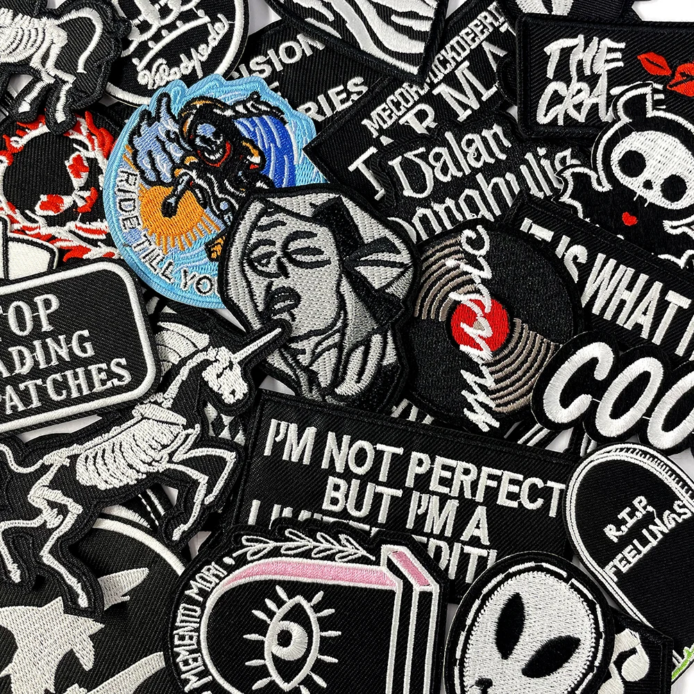 50Pcs/Lot Embroidered Patches Assorted Alien Cool Iron On Sew On Patches for Jackets Backpacks Jeans Clothing Appliques Patch
