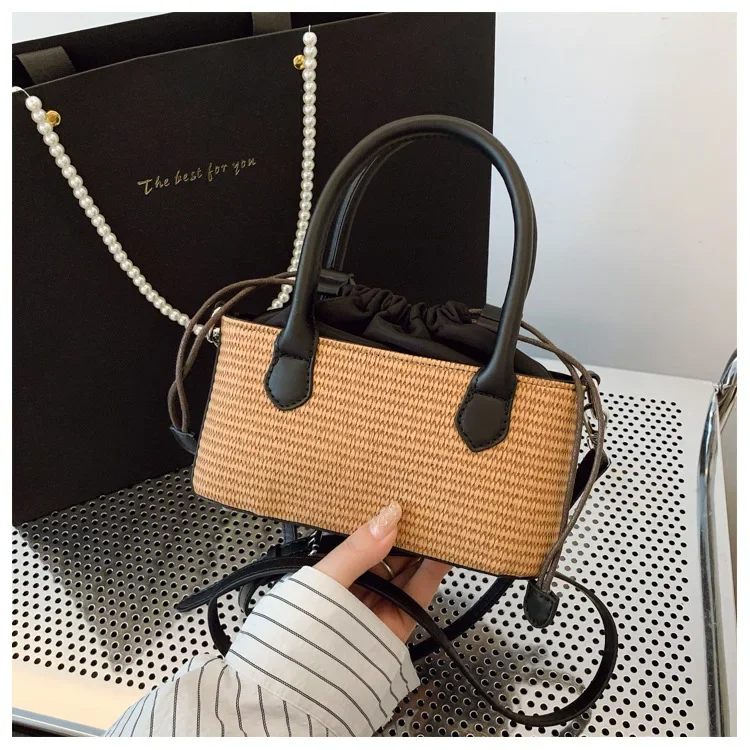 

2025 Trendy Minimalist Straw Bag - Ideal for Beach Vacation and Urban Commute, Versatile