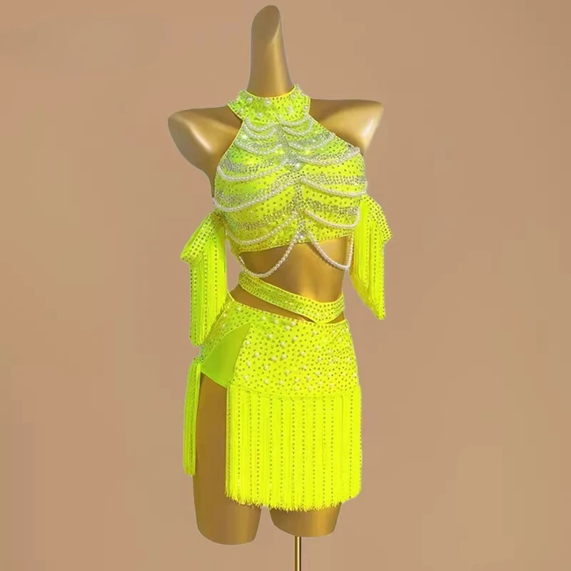 

2026 New Latin Performance Dance Dress Women Sexy Outdoor Ballroom Party Fringe Skirt Sport Practice Wear red Prom Evening Suit