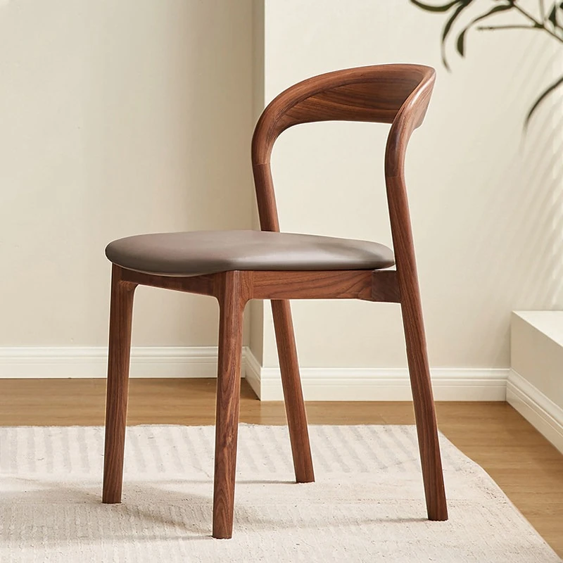 Comfortable leather dining chair soft bag Nordic light luxury casual dining chair Modern ergonomic taburetes home furniture