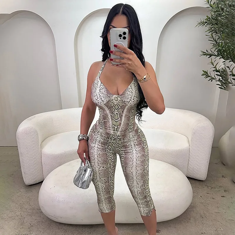 

STYLISH LADY Snake Print Halter Jumpsuit 2026 Summer Women Sleeveless V Neck Bodycon Capri Jumpsuit Night Club Party Outfits