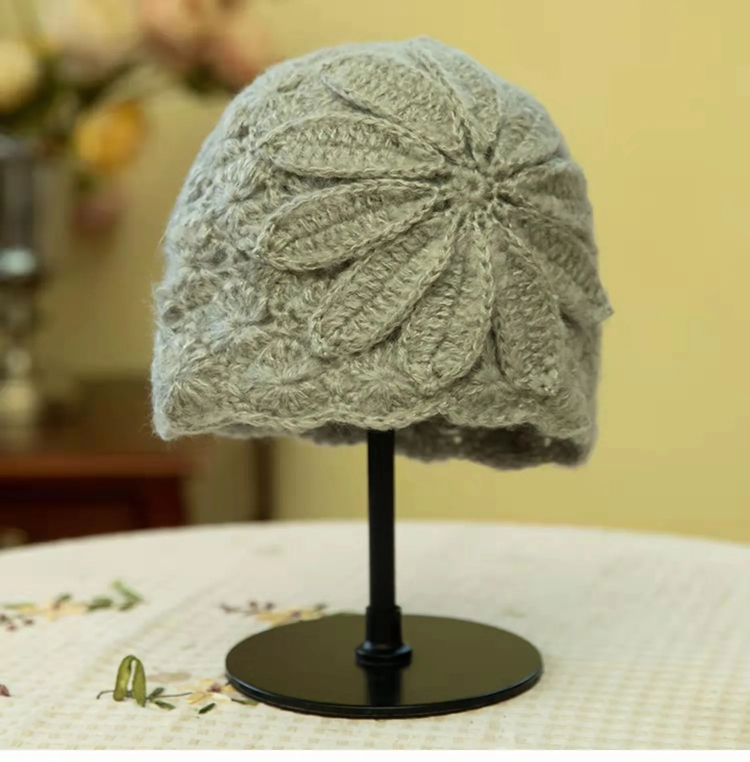 Elegant Knitted Hat Winter Women French Fashion Embroidery Cap Autumn Flower Hollow Out Crochet Wool Hat Retro Japanese Beanies