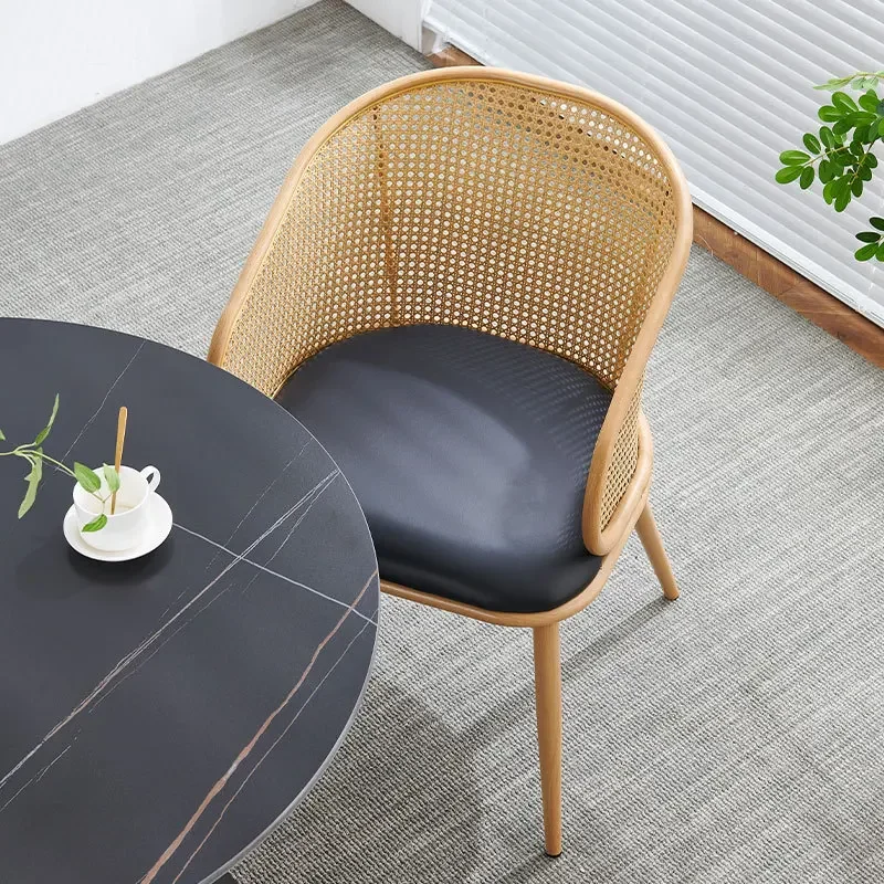 Sedie da soggiorno in rattan Trucco pigro Comodo accento portatile Sala da pranzo Poltrona da giardino Sillones Mobili da soggiorno nordici