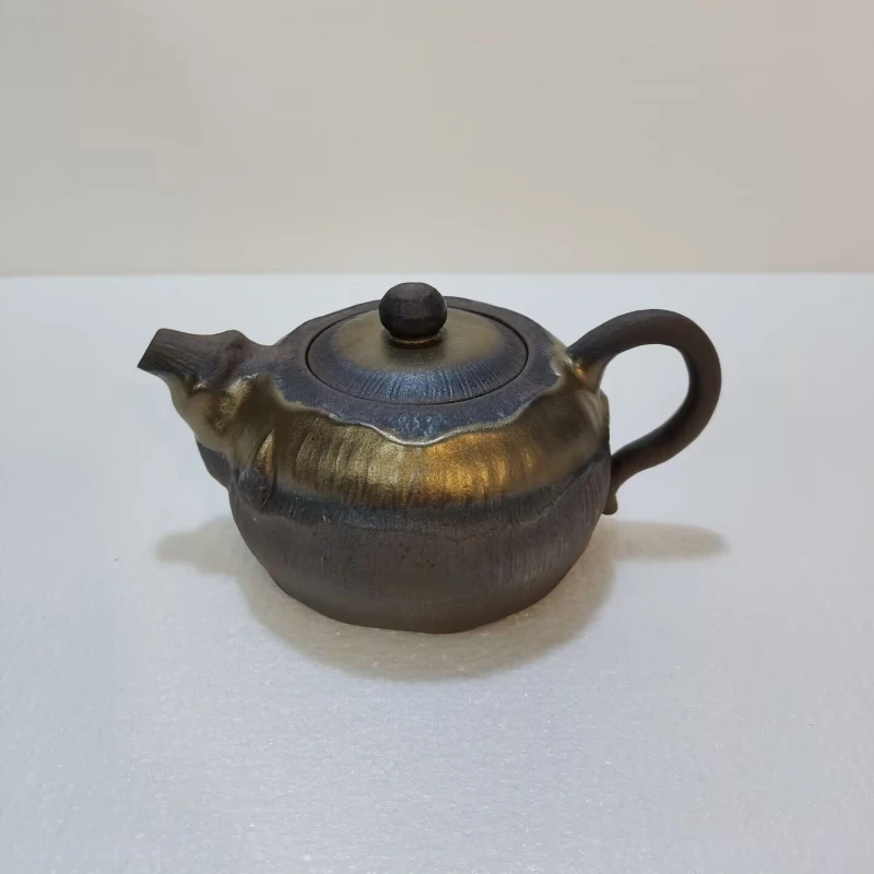 Japanese Gilt Iron Glaze Tea Pot Retro Ceramic Teapot Handmade Pu\'er Tea Maker Chinese Teaware Tea Ceremony Accessories 250ml