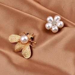 New Fashion Bee Magnet Brooch Pearl Rhinestone Flower Safe Hijab No Hole Pins Shirt Scarf Buckle Brooches for Women Accessories