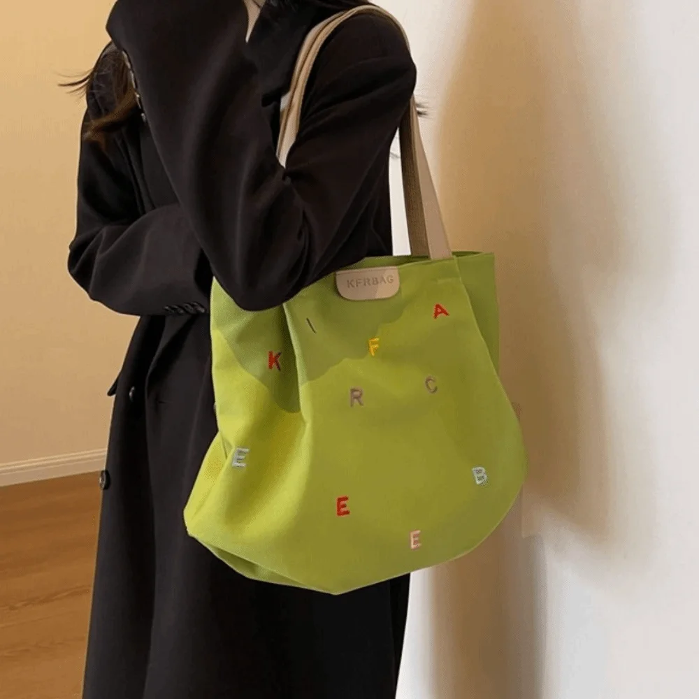 

Повседневная сумка с вышивкой и буквами, простая легкая студенческая большая сумка с внутренним карманом, портативная элегантная сумка на плечо, весна-лето