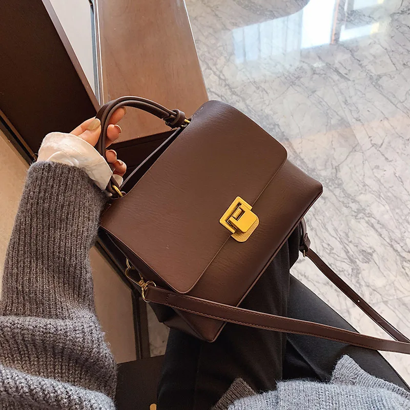 

2025 Autumn Winter Tote Bag for Women, Spacious Crossbody Shoulder Purse, Minimalist Large Capacity Handbag for Daily Commuter​