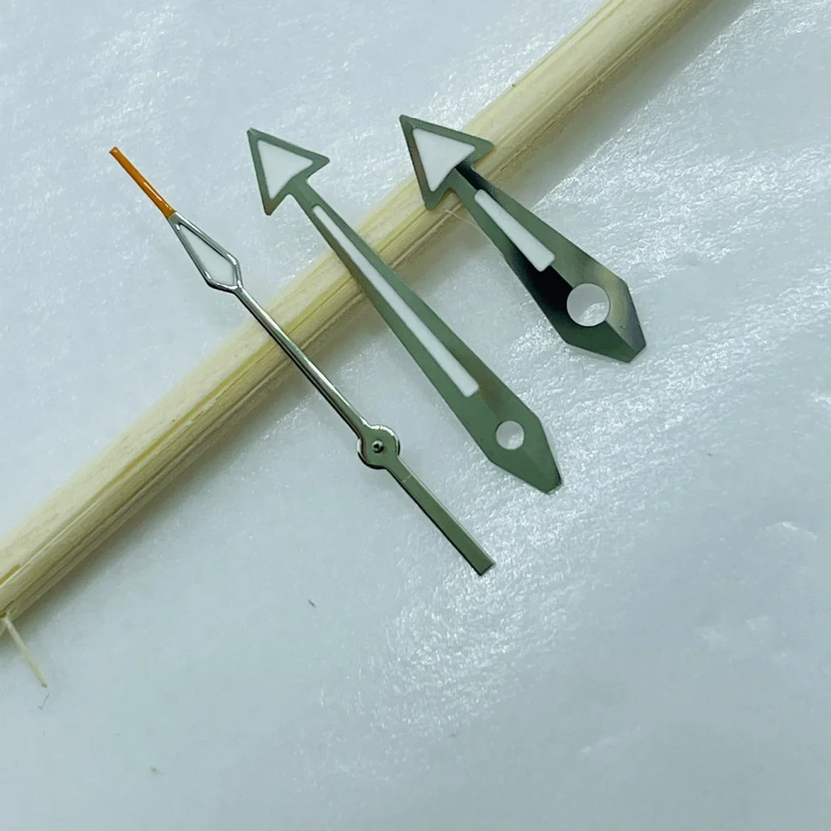 8200 relógio mãos adequadas para haima 600 acessórios 8215 luz noturna verde relógio mãos acessórios tamanho 11*16.5*20mm