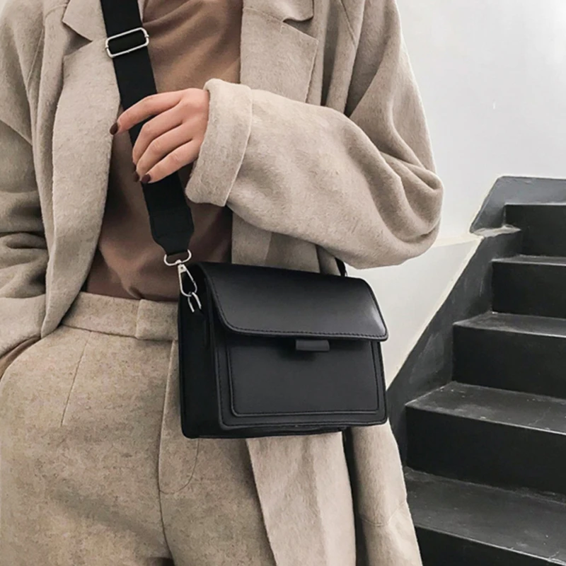 Damen Umhängetasche neue kleine quadratische Tasche trend ige Mode lässig einfache breite Schulter gurt Retro One Shoulder Umhängetasche